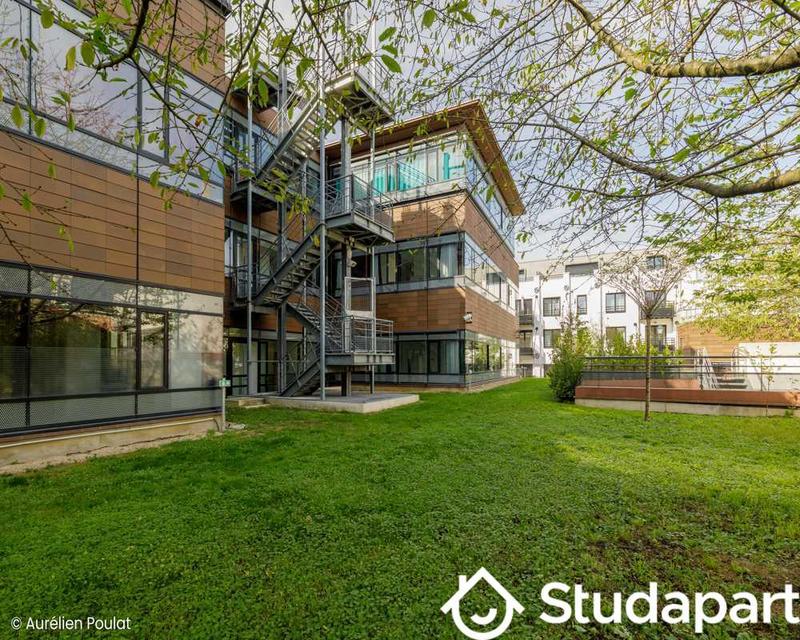 Chambre - 280 m² - 1 pièce