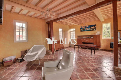 Maison - 177 m² - 5 pièces