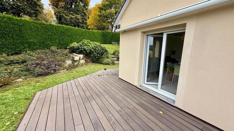 Maison - 197 m² - 8 pièces