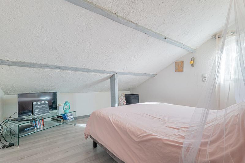 Maison - 189 m² - 7 pièces