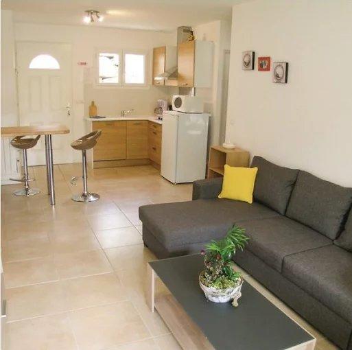 Propriété - 366 m² - 14 pièces