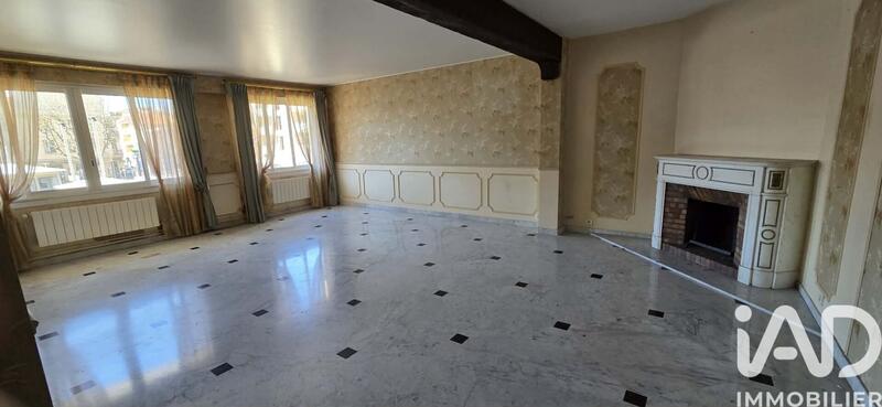 Appartement - 125 m² - 5 pièces