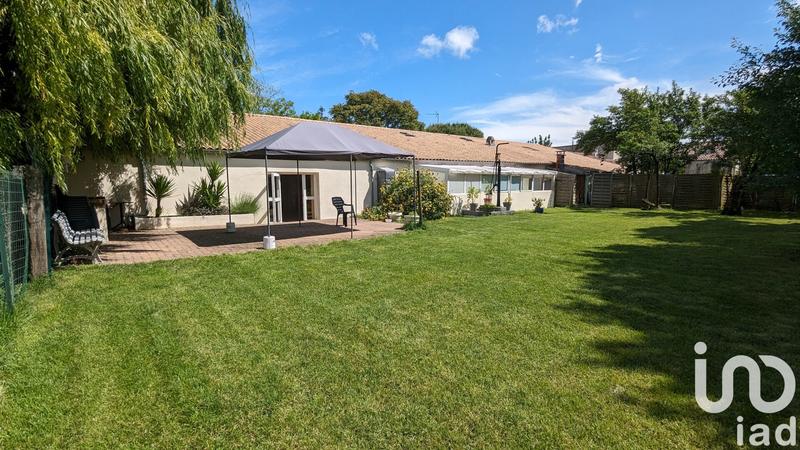 Maison - 307 m² - 12 pièces