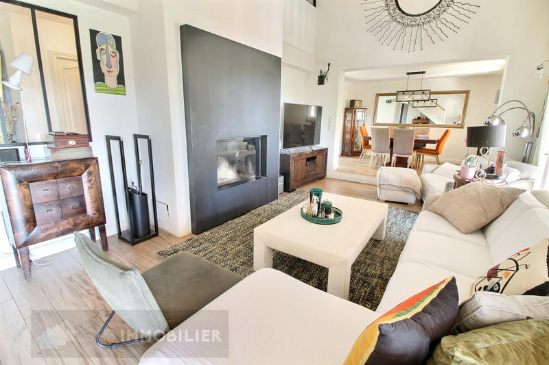 Villa - 177 m² - 5 pièces