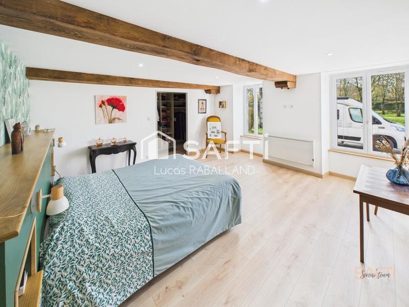 Maison - 175 m² - 6 pièces