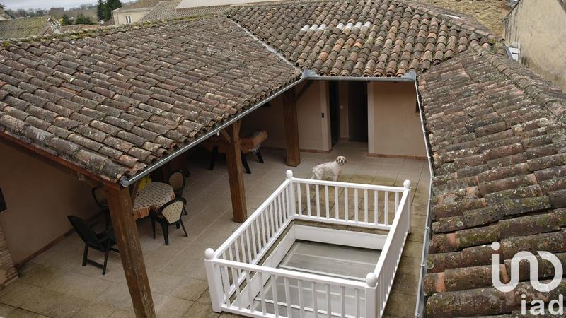 Maison - 229 m² - 15 pièces