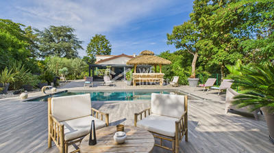 Villa - 193 m² - 6 pièces