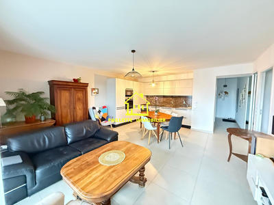 Appartement - 70 m² - 3 pièces