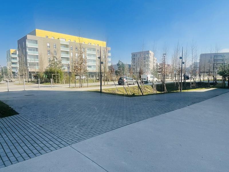 Local commercial - 233 m²