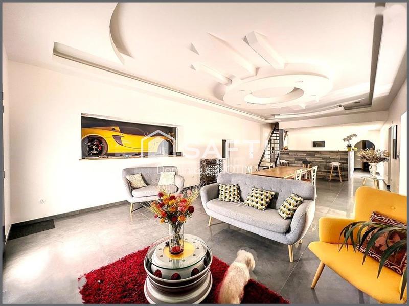 Maison - 177 m² - 5 pièces