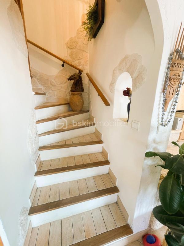 Maison traditionnelle - 140 m² - 4 pièces