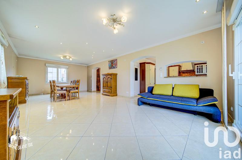 Maison - 191 m² - 7 pièces