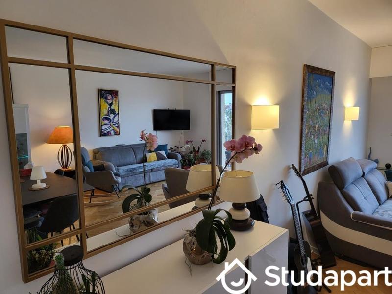 Chambre - 15 m² - 1 pièce