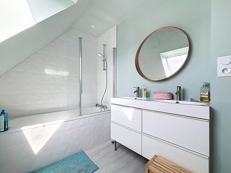 Maison - 136 m² - 6 pièces