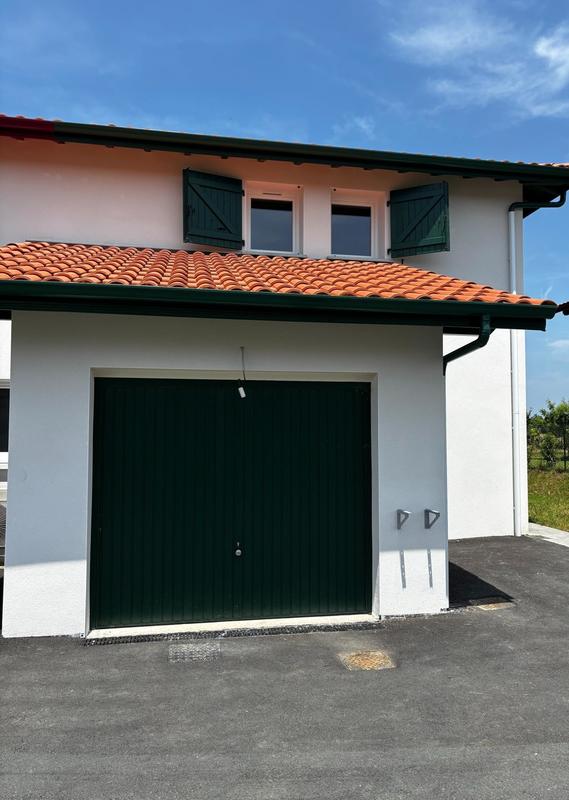 Maison - 92 m² - 4 pièces