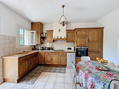 Maison - 121 m² - 5 pièces