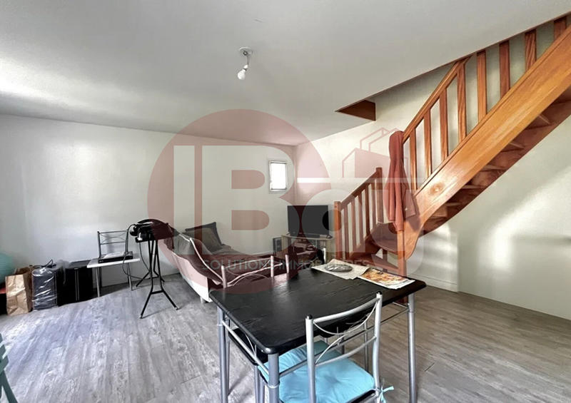 Appartement - 61 m² - 2 pièces