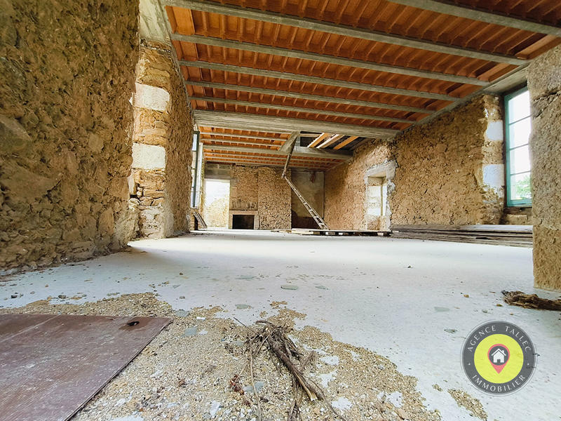 Maison - 280 m² - 5 pièces