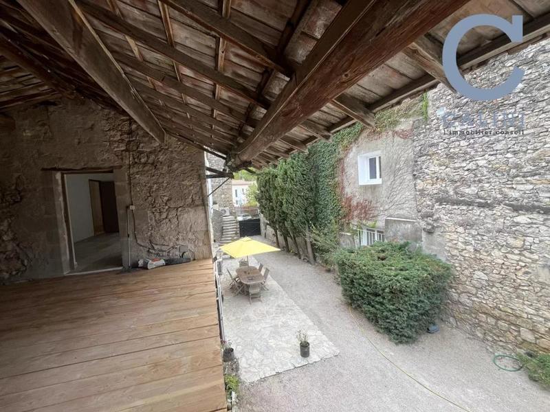 Maison de village - 195 m² - 7 pièces