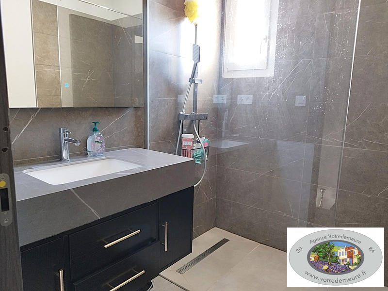 Maison contemporaine - 143 m² - 7 pièces