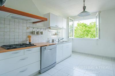 Appartement - 87 m² - 5 pièces