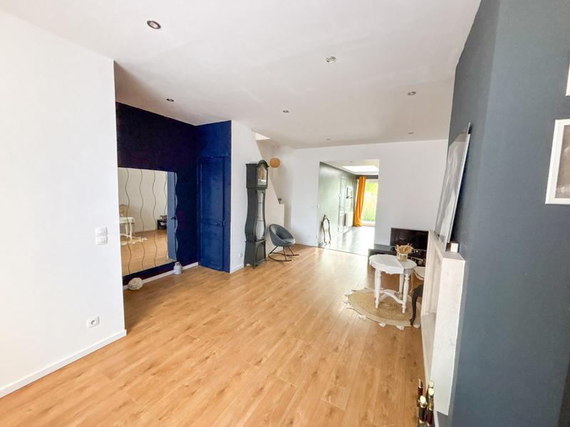 Maison - 98 m² - 4 pièces