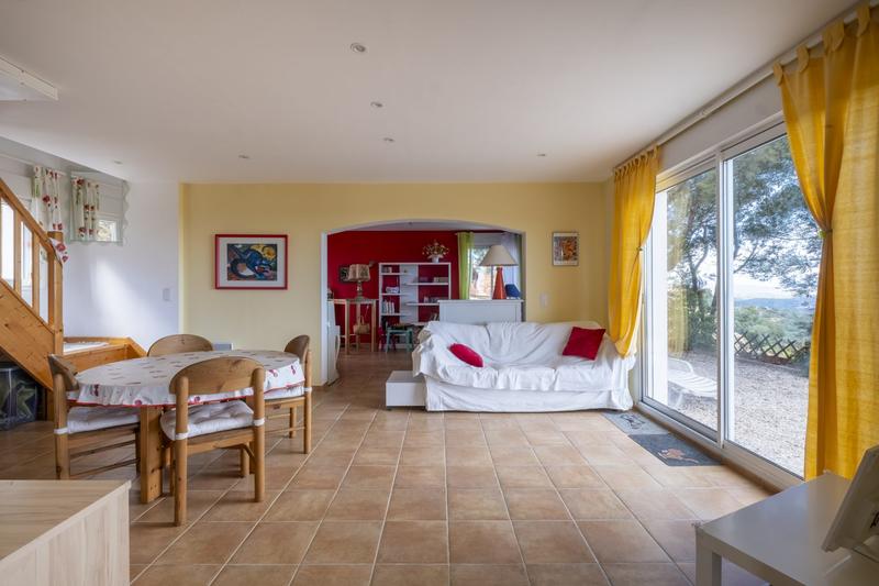 Maison - 118 m² - 4 pièces