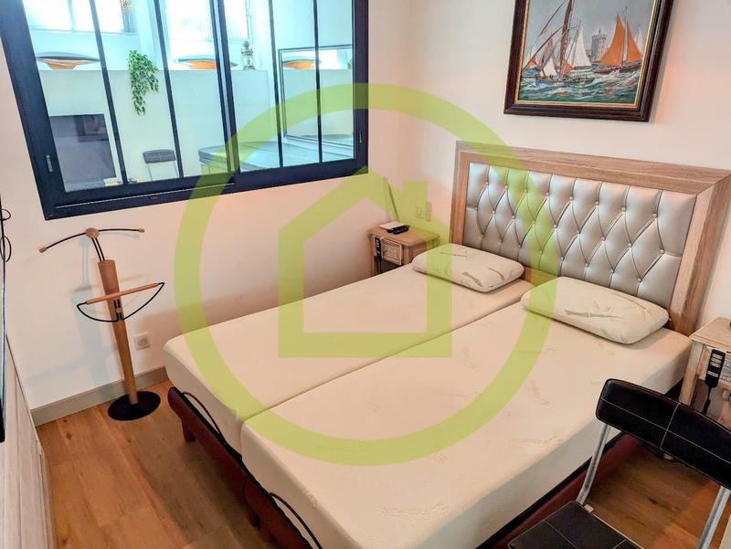 Appartement ancien - 72 m² - 3 pièces