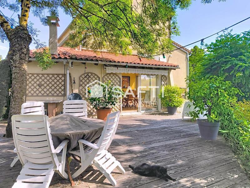 Maison - 163 m² - 6 pièces