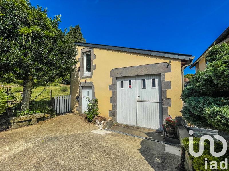 Maison - 260 m² - 10 pièces