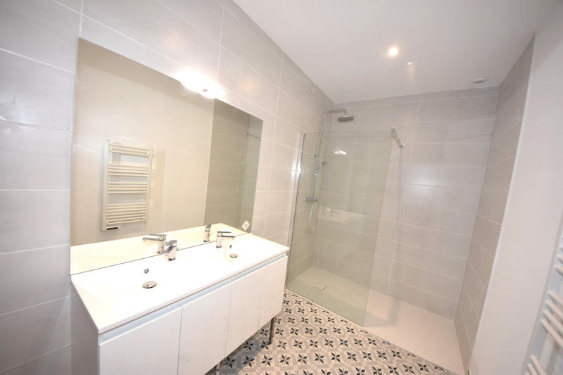 Maison - 193 m² - 6 pièces