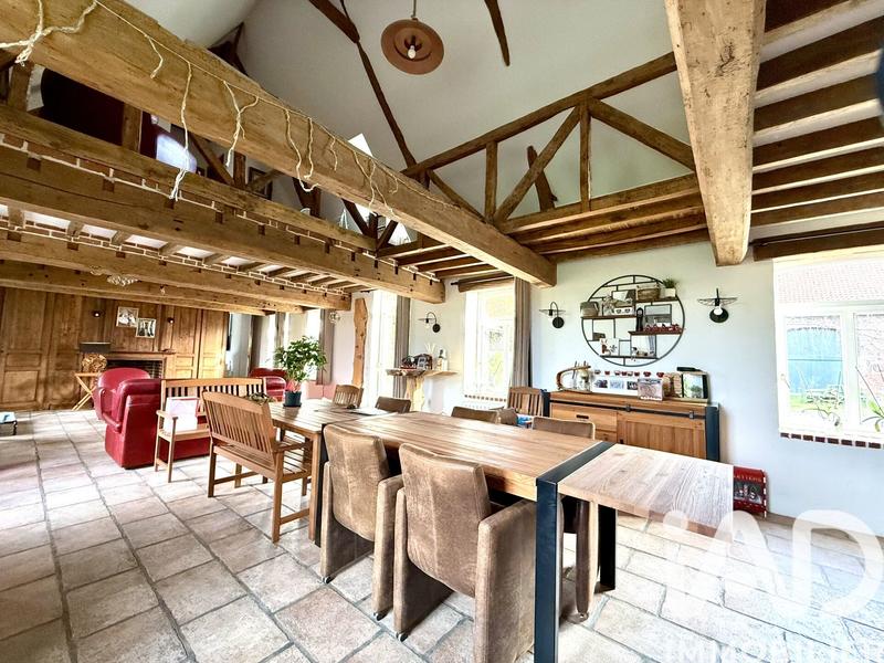 Maison - 240 m² - 7 pièces