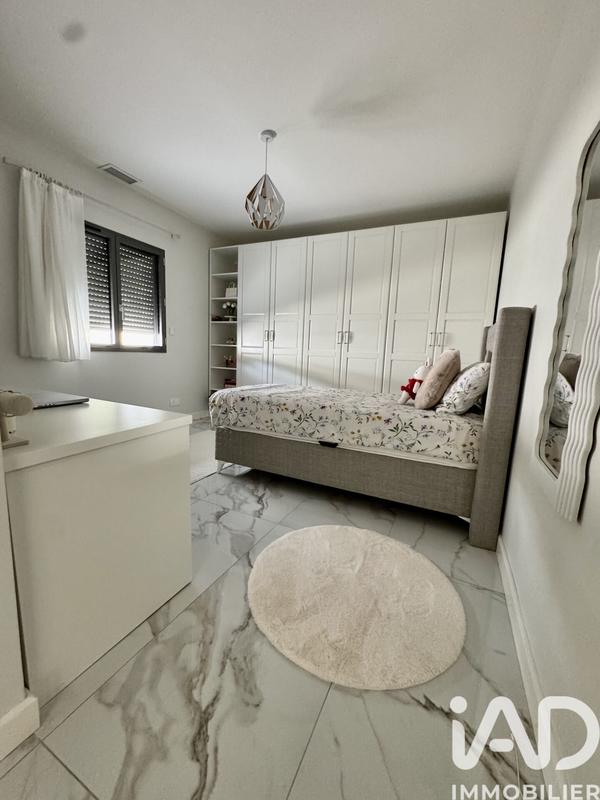 Maison - 187 m² - 7 pièces