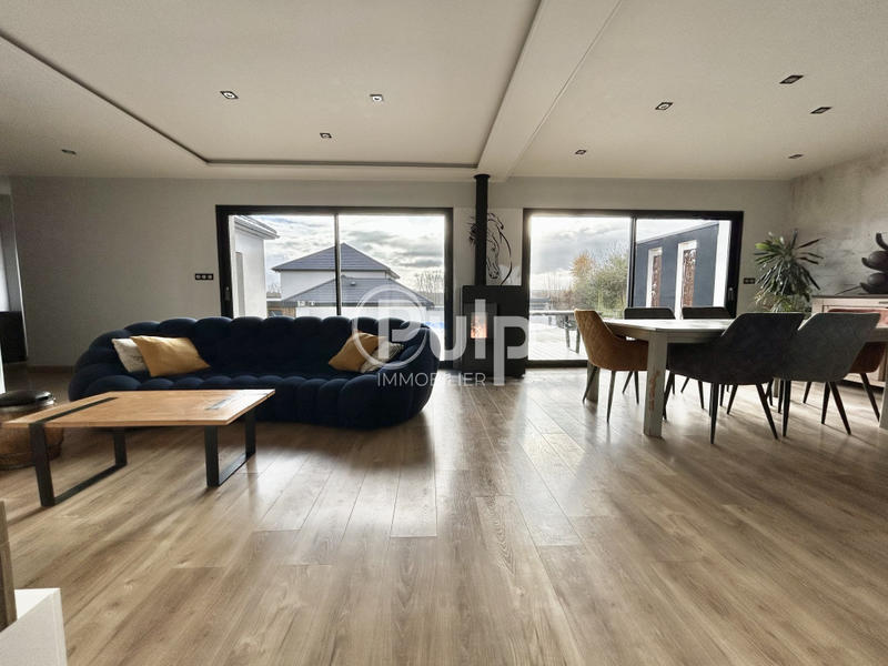 Maison - 116 m² - 6 pièces