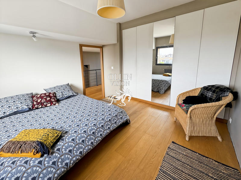 Villa - 200 m² - 6 pièces