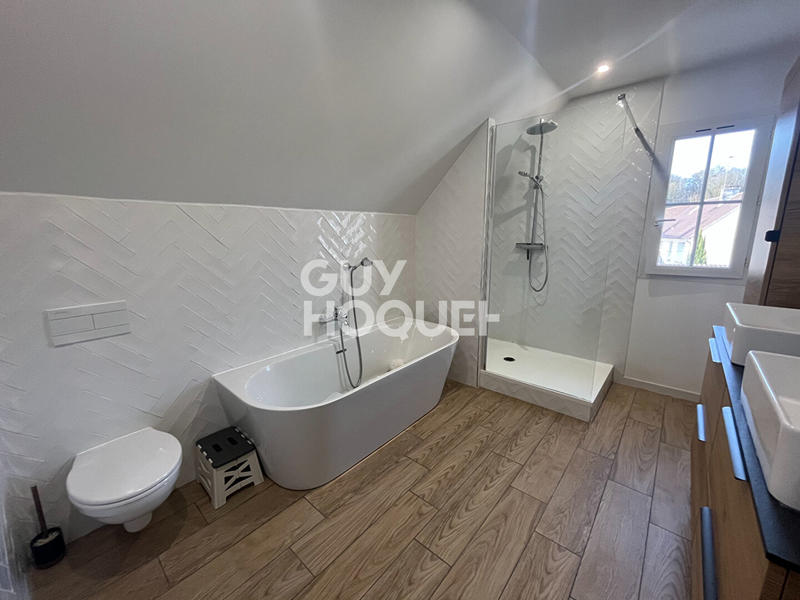 Maison - 135 m² - 6 pièces