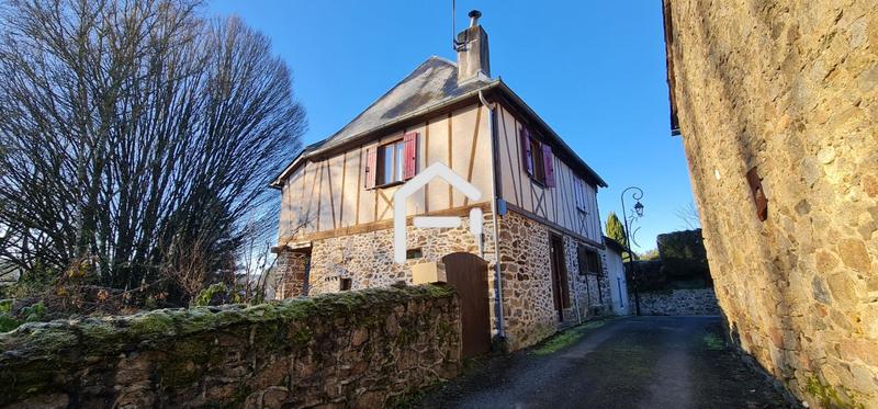 Maison en pierre - 91 m² - 4 pièces