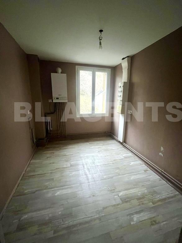 Appartement - 85 m² - 5 pièces