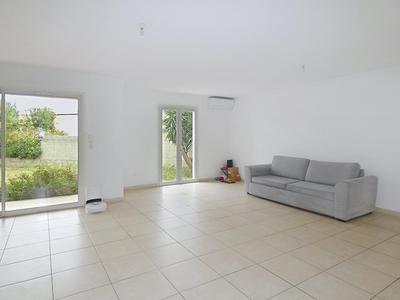 Villa - 87 m² - 4 pièces