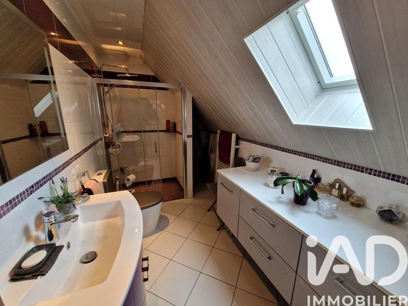 Maison - 100 m² - 6 pièces