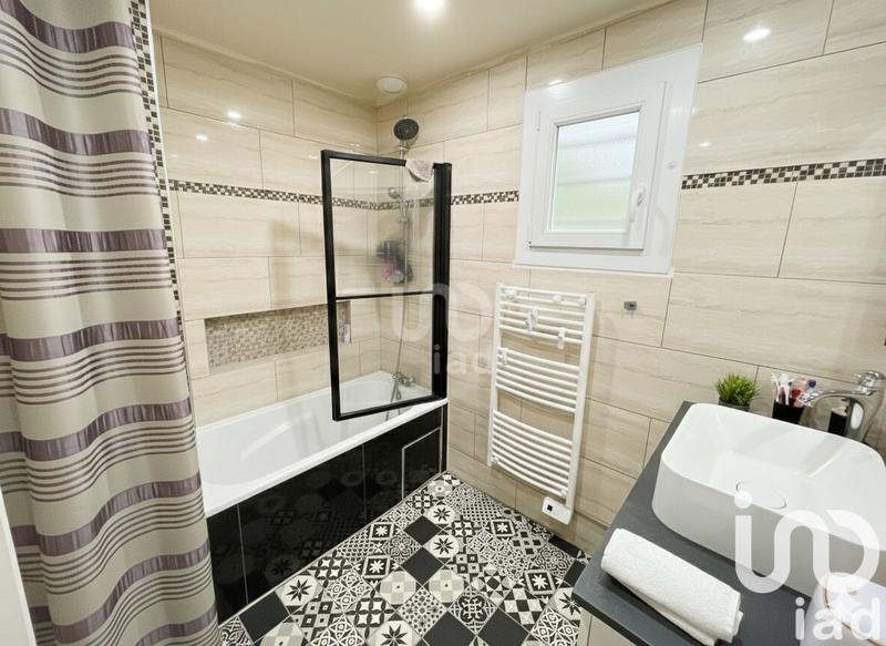 Maison - 74 m² - 4 pièces