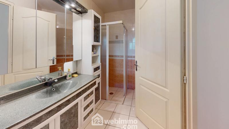 Villa - 204 m² - 8 pièces