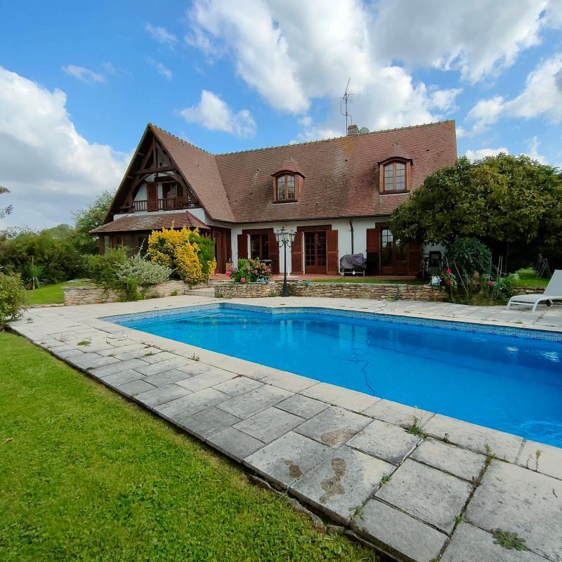 Maison - 170 m² - 6 pièces