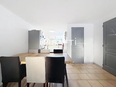 Maison - 73 m² - 3 pièces