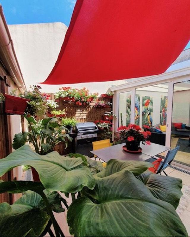 Maison - 259 m² - 12 pièces