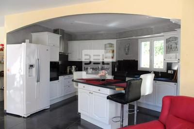 Villa - 130 m² - 4 pièces