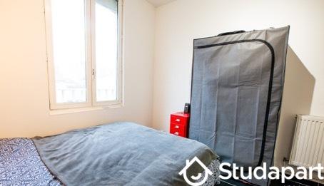 Chambre - 9 m² - 1 pièce