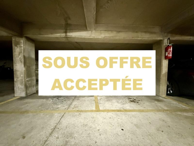 Parking / Garage - 25 m²