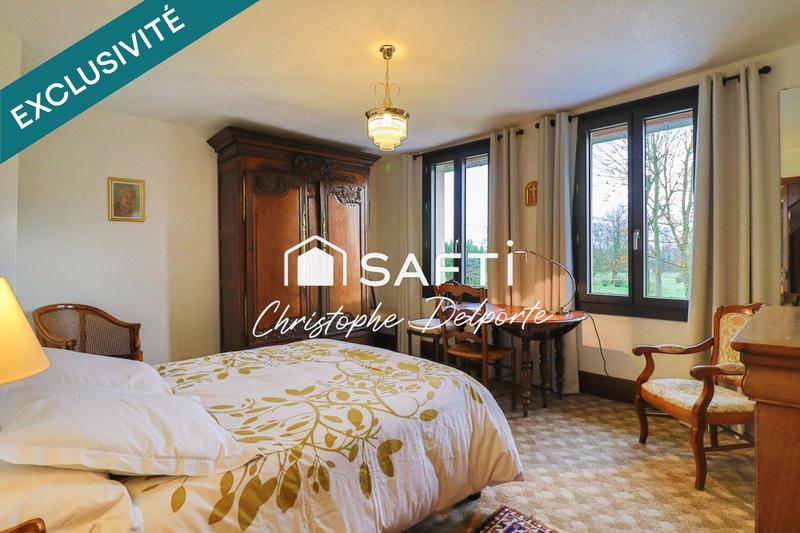 Maison - 248 m² - 10 pièces