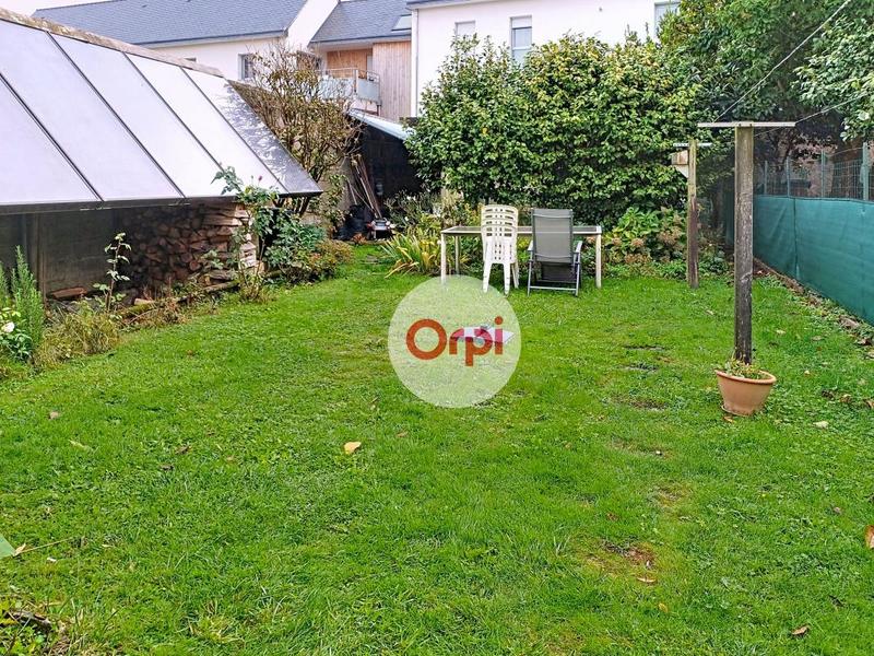 Maison - 205 m² - 6 pièces